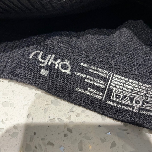 Sports Bra - Picture 4 of 4